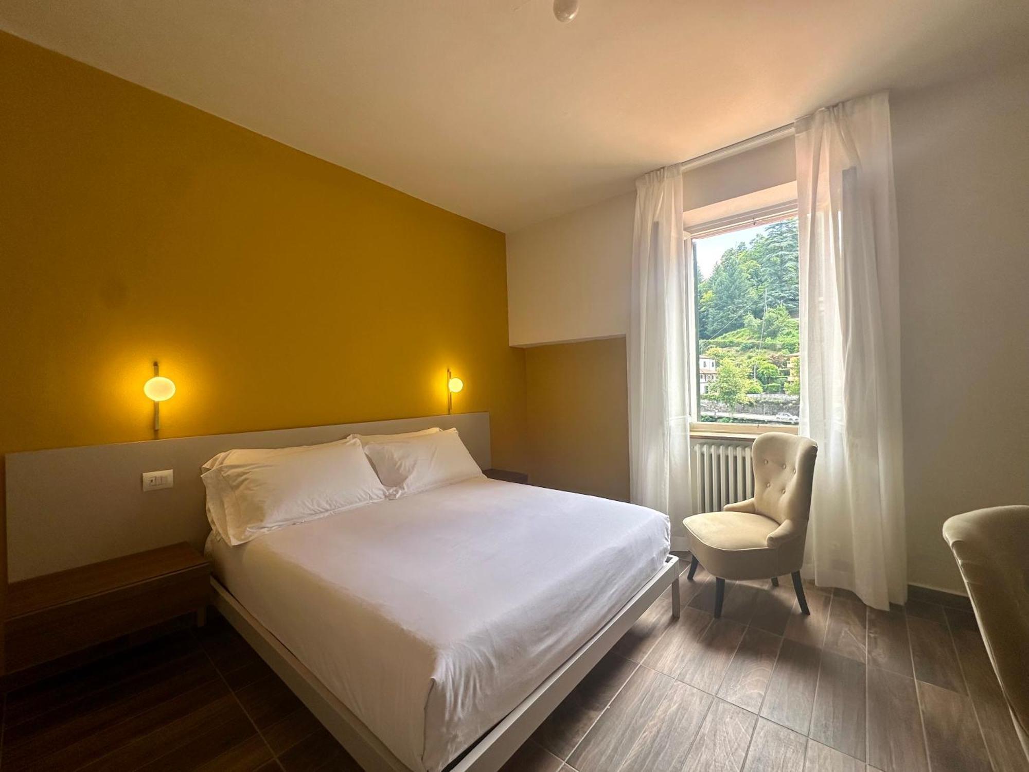 באניי די לוקה La Ninfa Hotel מראה חיצוני תמונה