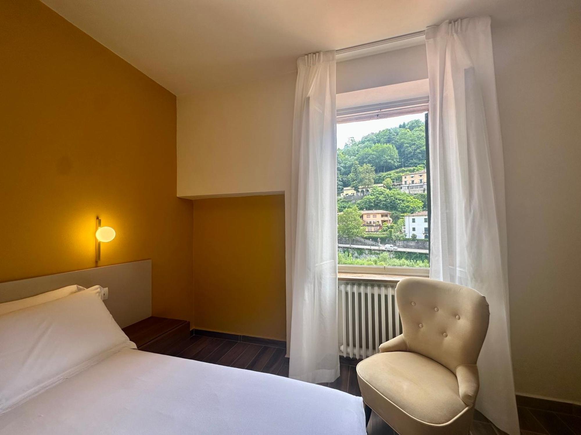באניי די לוקה La Ninfa Hotel מראה חיצוני תמונה