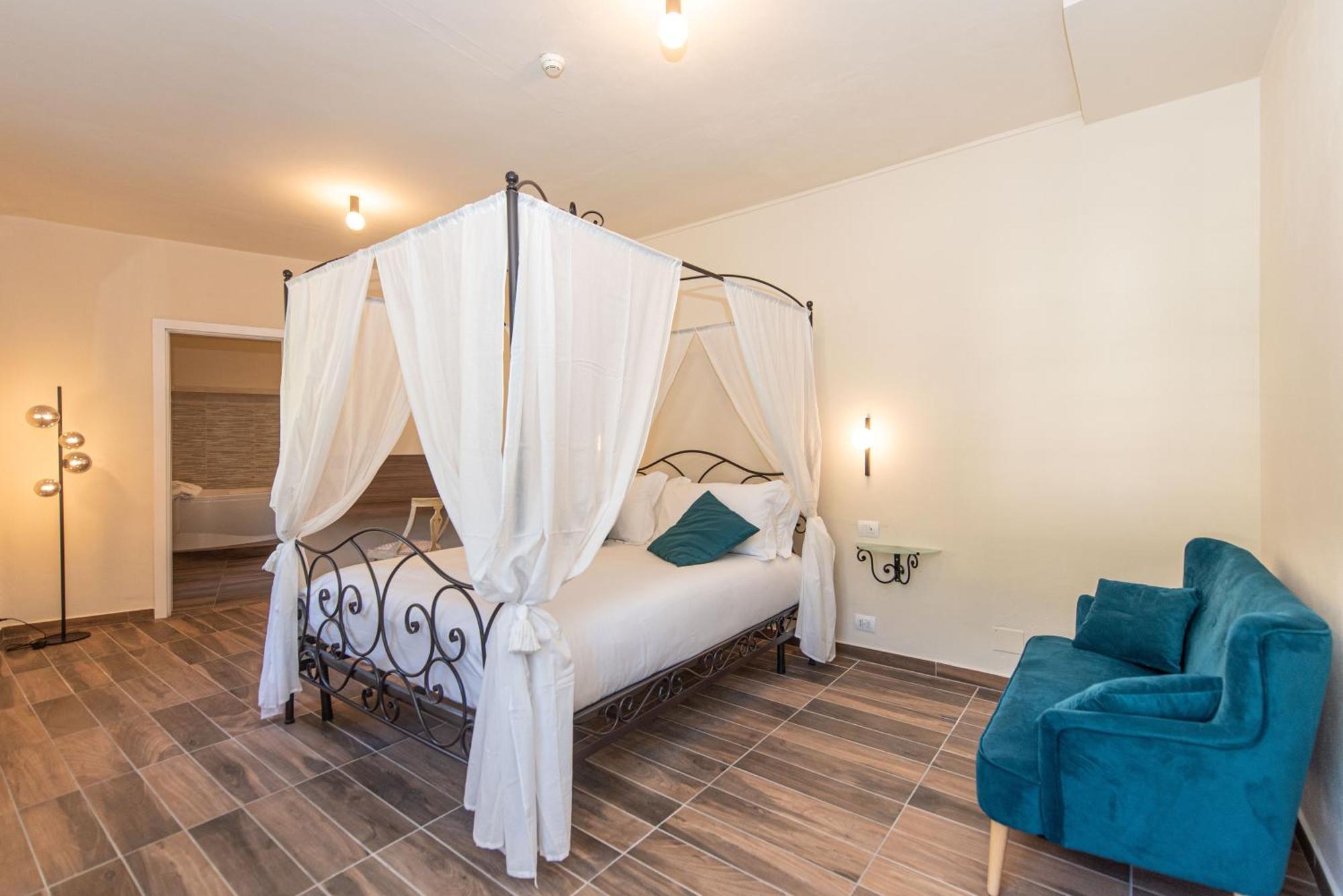 באניי די לוקה La Ninfa Hotel מראה חיצוני תמונה