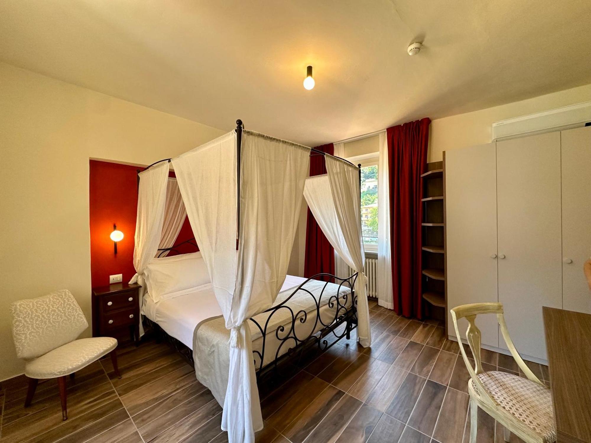 באניי די לוקה La Ninfa Hotel מראה חיצוני תמונה