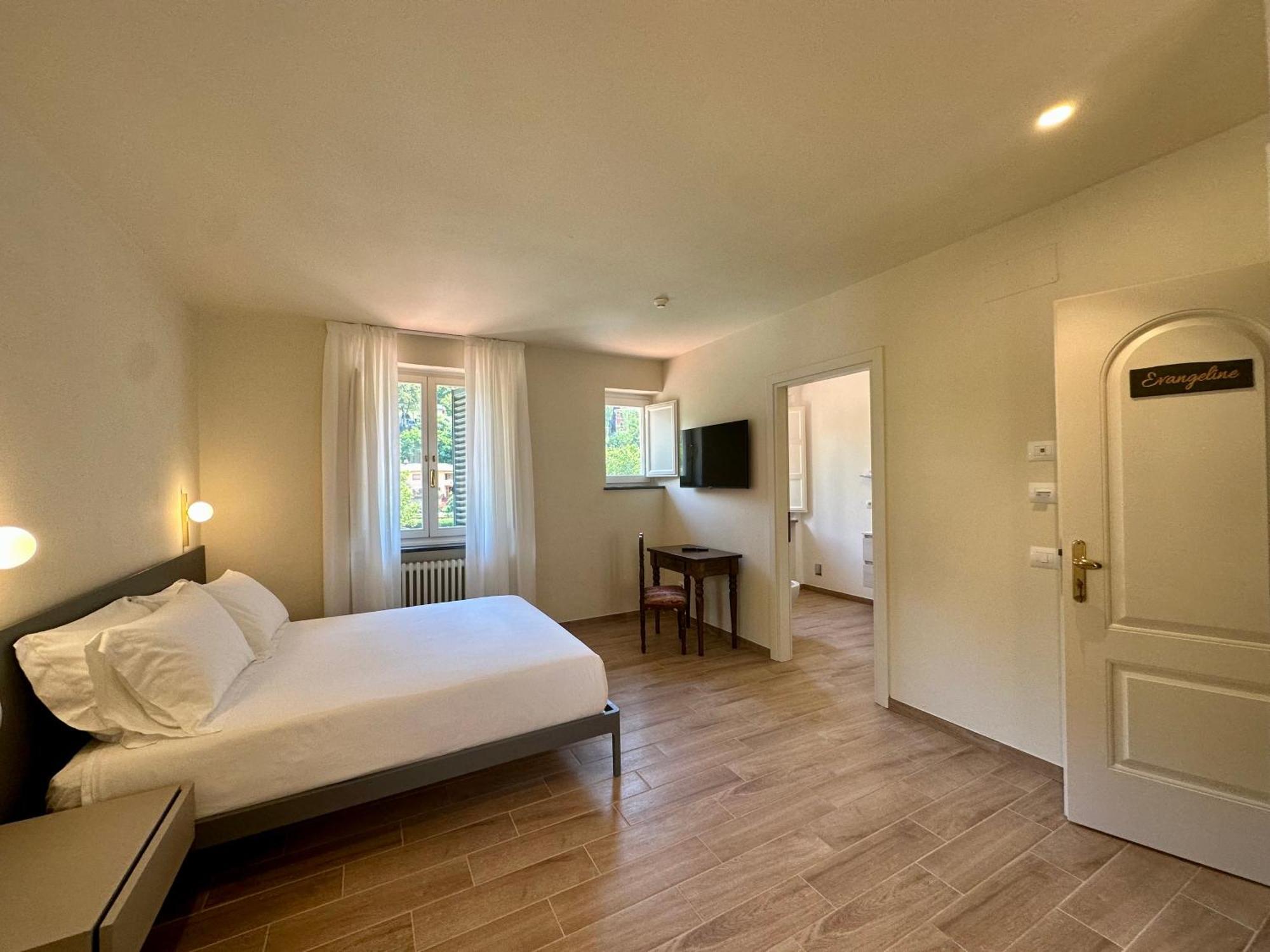 באניי די לוקה La Ninfa Hotel מראה חיצוני תמונה