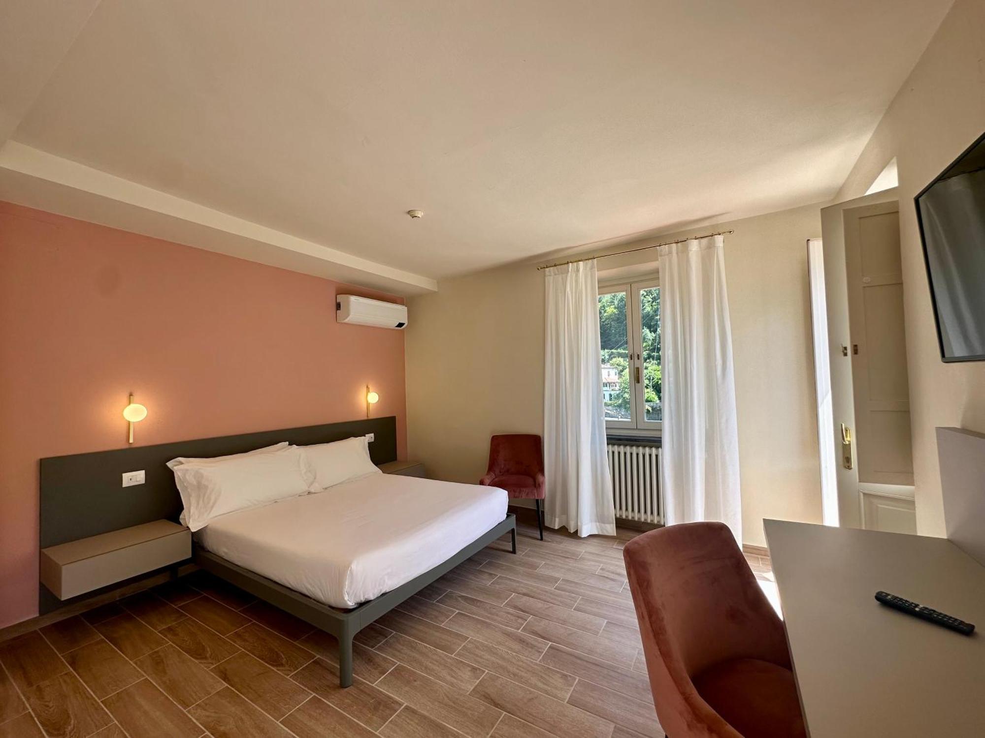 באניי די לוקה La Ninfa Hotel מראה חיצוני תמונה